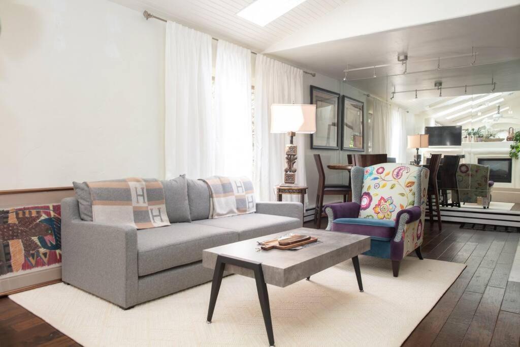 Aspen Stash Pad With Fireplace, Parking, W/D 외부 사진